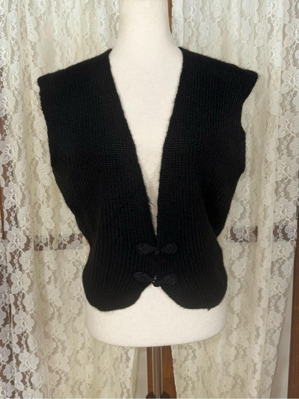 Super Cute Vintage 1980s Villager Mohair Frog Toggle Vest